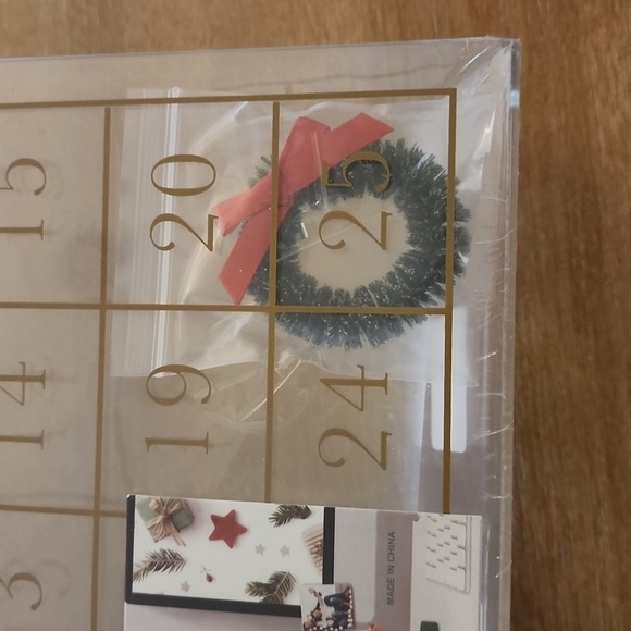 Dry Erase Christmas Countdown Advent Calendar 9"x9" Magnetic Wreath Holiday Deco - Picture 5 of 10